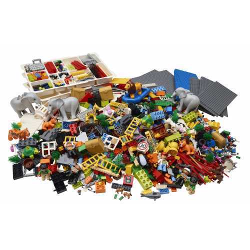 Foto van "LEGO® SERIOUS PLAY® Identity and Landscape Kit"